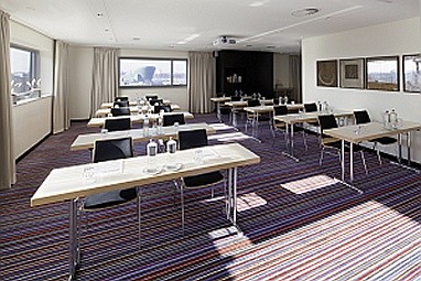 Mövenpick Hotel Amsterdam City Centre: Meeting Room