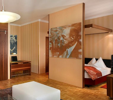 Living Hotel an der Oper: Room