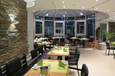 Comfor Hotel and Appartement: Restaurant